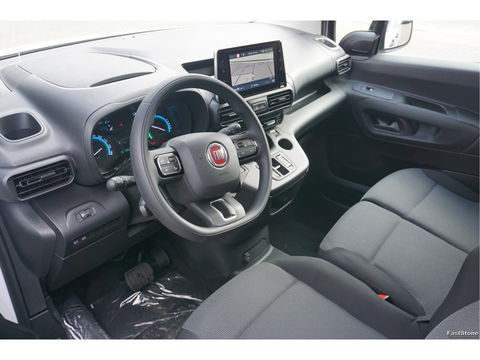 Fiat E-Doblò L2 50 kWh Plus BPM VRIJ Climate, Navi, Camera, Betimmering, 2x Schuifdeur!! NR. 375