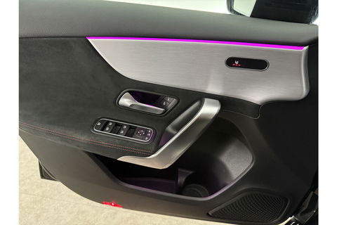 Mercedes-Benz A-Klasse 180 AMG Sfeer Virtual Clima Cruise Camera Navi LED PDC 18"LMV