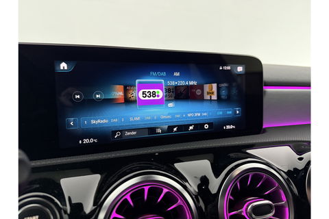 Mercedes-Benz A-Klasse 180 AMG Sfeer Virtual Clima Cruise Camera Navi LED PDC 18"LMV