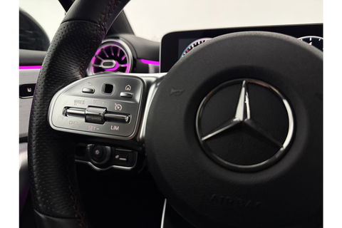 Mercedes-Benz A-Klasse 180 AMG Sfeer Virtual Clima Cruise Camera Navi LED PDC 18"LMV