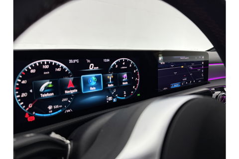 Mercedes-Benz A-Klasse 180 AMG Sfeer Virtual Clima Cruise Camera Navi LED PDC 18"LMV