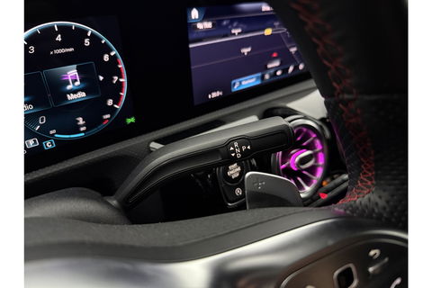 Mercedes-Benz A-Klasse 180 AMG Sfeer Virtual Clima Cruise Camera Navi LED PDC 18"LMV