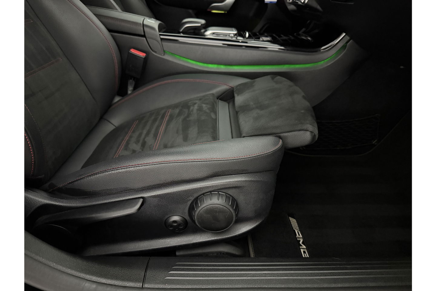 Mercedes-Benz A-Klasse 180 AMG Sfeer Virtual Clima Cruise Camera Navi LED PDC 18"LMV