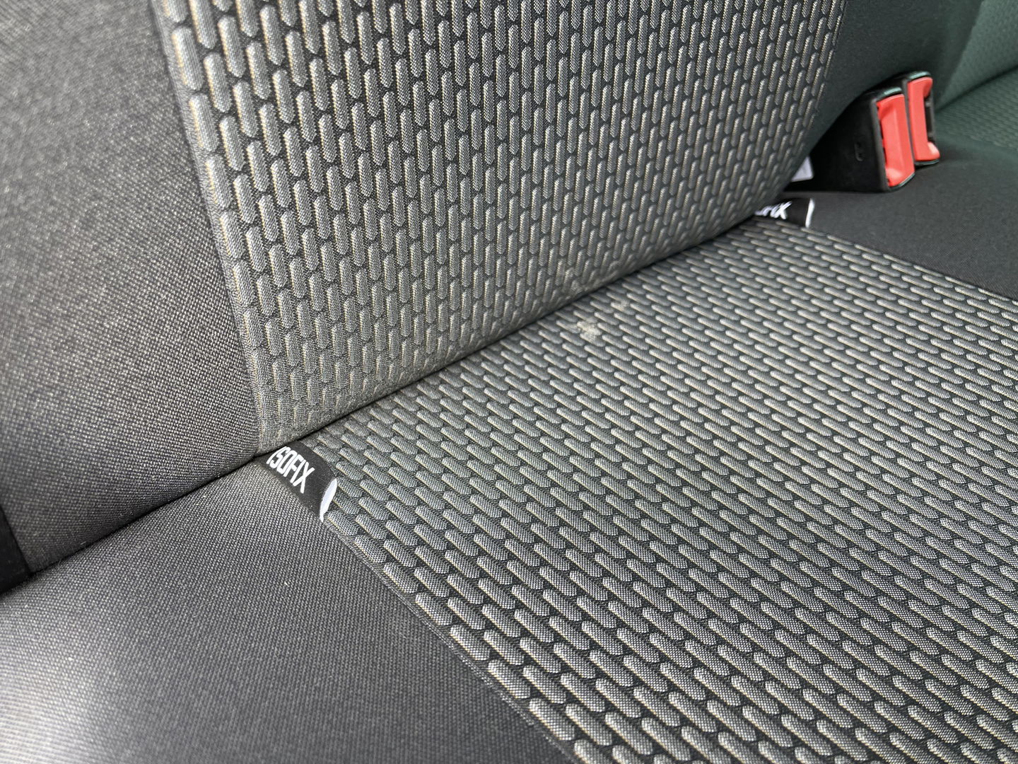 Volkswagen Transporter 2.0 TDI DSG automaat L2H1 30 DC 5 persoons / vaste prijs rijklaar € 27.950 ex btw / lease vanaf € 456 / airco / cruise / navi / achterdeuren / euro 6 / bpm vrij !