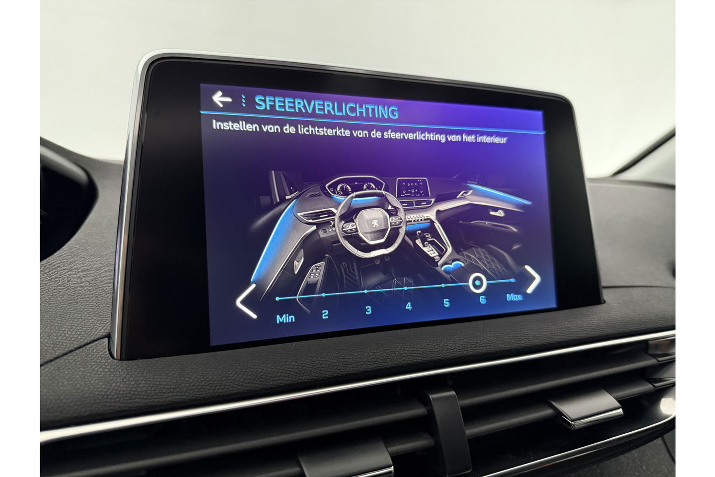 Peugeot 5008 1.2 PureTech 7P Pano Sfeer LED Virtual Camera Carplay Clima Cruise Navi PDC 19''LMV