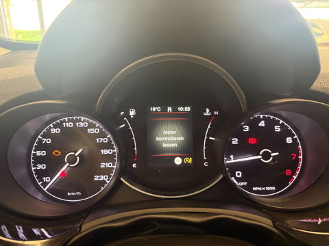 Fiat 500X 1.3 , Verbrande klep !!
