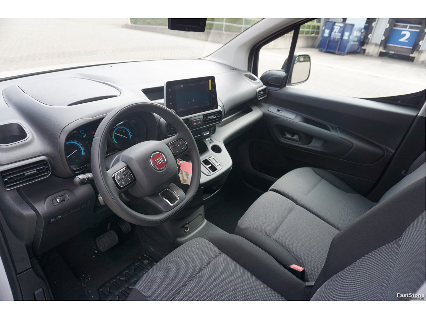 Fiat E-Doblò L1 50 kWh Plus BPM VRIJ Climate, Navi, Camera, Betimmering, 2x Schuifdeur!! BB02*