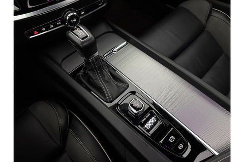 Volvo V60 2.0 T4 R-Design 191PK Pano LED Memory Carplay Virtual Camera Clima Cruise Navi PDC 19''LMV