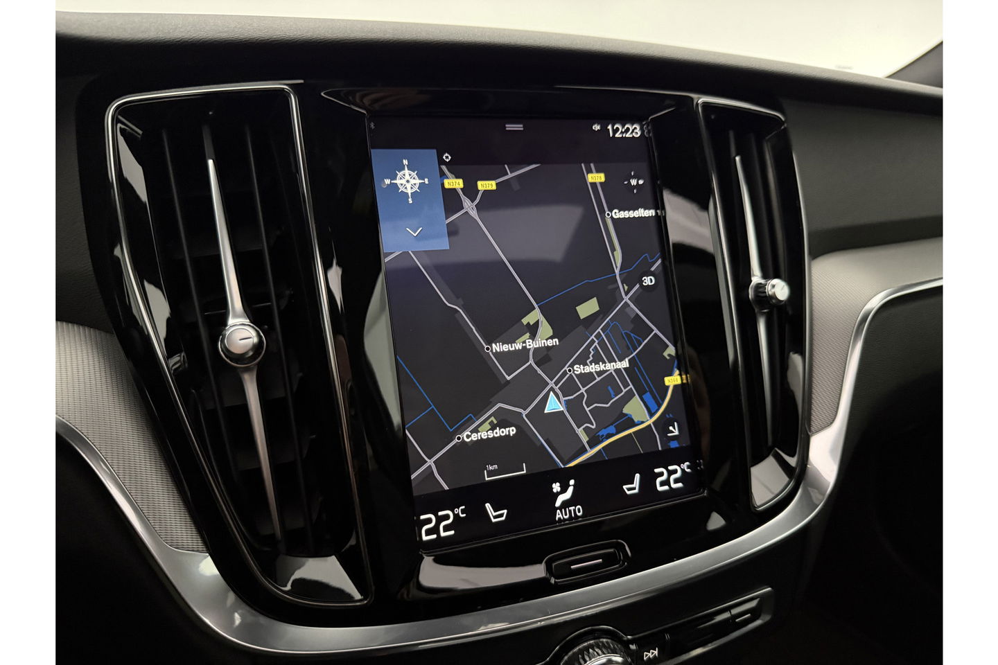 Volvo V60 2.0 T4 R-Design 191PK Pano LED Memory Carplay Virtual Camera Clima Cruise Navi PDC 19''LMV