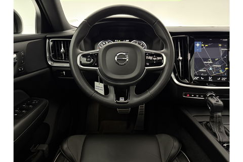 Volvo V60 2.0 T4 R-Design 191PK Pano LED Memory Carplay Virtual Camera Clima Cruise Navi PDC 19''LMV