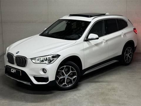 BMW X1 sDrive20i Sport Pano H/K HUD Leer Camera ACC NAP