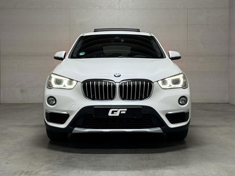 BMW X1 sDrive20i Sport Pano H/K HUD Leer Camera ACC NAP