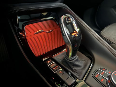 BMW X1 sDrive20i Sport Pano H/K HUD Leer Camera ACC NAP
