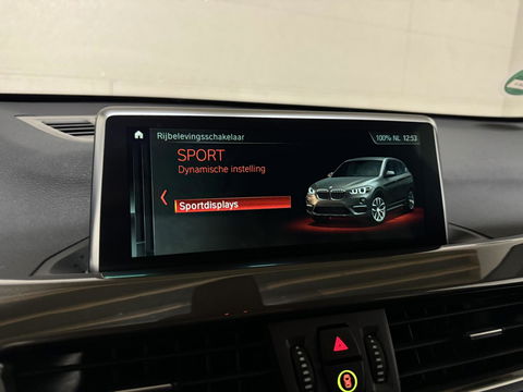 BMW X1 sDrive20i Sport Pano H/K HUD Leer Camera ACC NAP