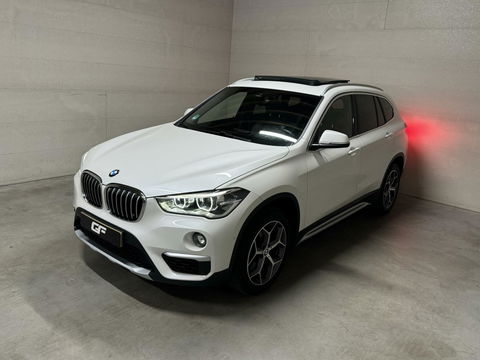 BMW X1 sDrive20i Sport Pano H/K HUD Leer Camera ACC NAP
