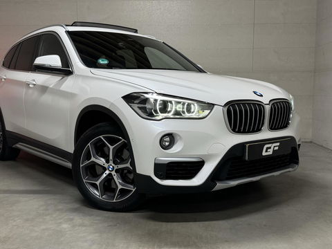 BMW X1 sDrive20i Sport Pano H/K HUD Leer Camera ACC NAP