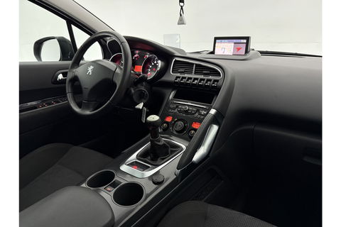 Peugeot 3008 1.6 VTi Première APK t/m 09-2025 | Pano Trekhaak Clima Cruise Head-up Navi PDC 17''LMV