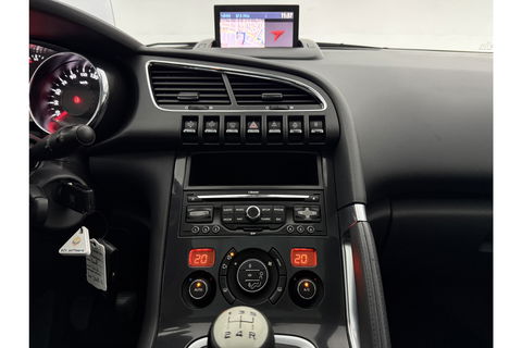 Peugeot 3008 1.6 VTi Première APK t/m 09-2025 | Pano Trekhaak Clima Cruise Head-up Navi PDC 17''LMV
