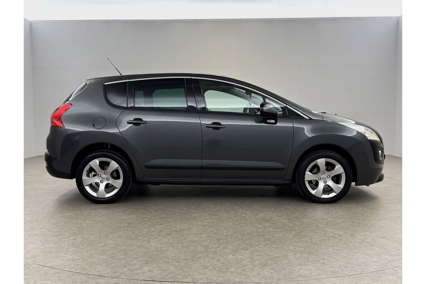 Peugeot 3008 1.6 VTi Première APK t/m 09-2025 | Pano Trekhaak Clima Cruise Head-up Navi PDC 17''LMV