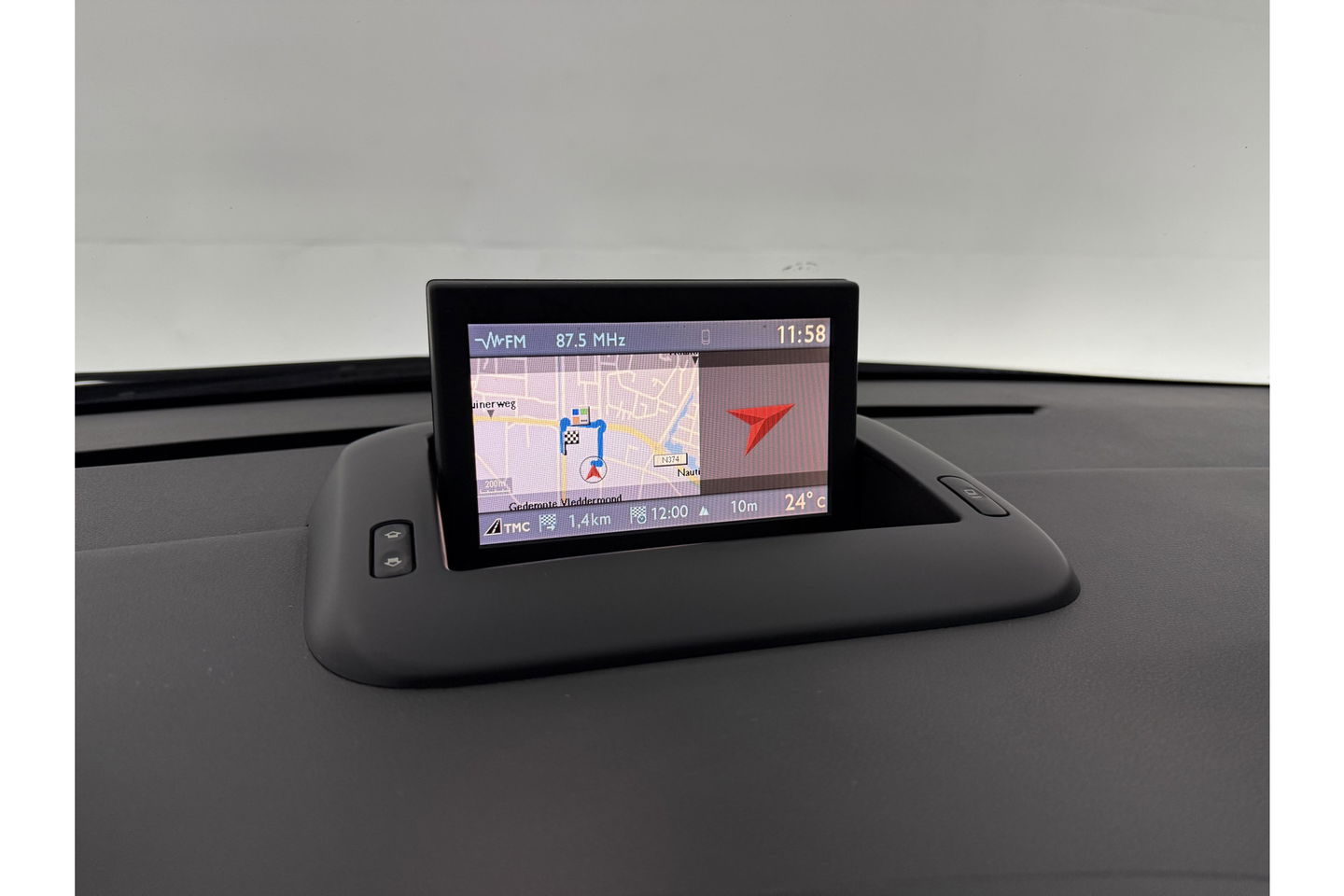 Peugeot 3008 1.6 VTi Première APK t/m 09-2025 | Pano Trekhaak Clima Cruise Head-up Navi PDC 17''LMV