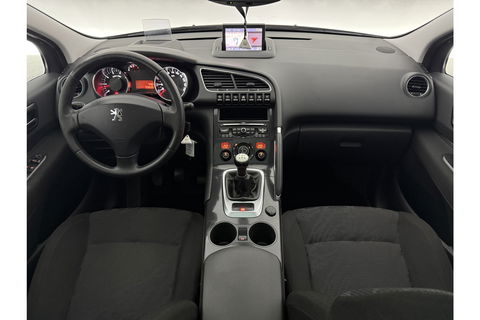 Peugeot 3008 1.6 VTi Première APK t/m 09-2025 | Pano Trekhaak Clima Cruise Head-up Navi PDC 17''LMV