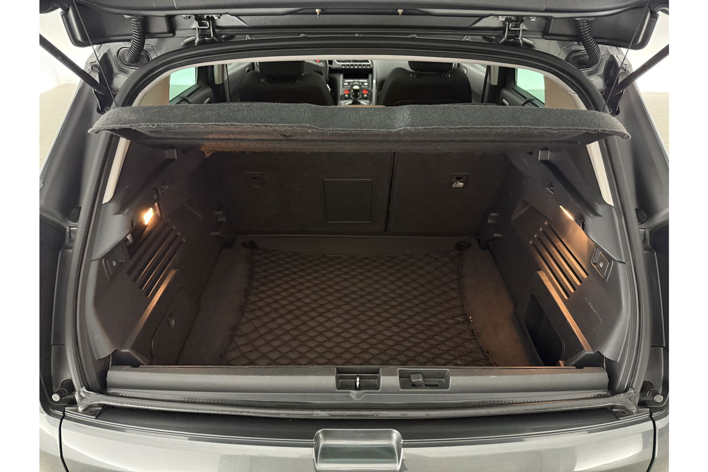 Peugeot 3008 1.6 VTi Première APK t/m 09-2025 | Pano Trekhaak Clima Cruise Head-up Navi PDC 17''LMV