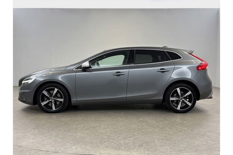 Volvo V40 1.5 T3 153PK Polar+ Sport Pano Harman/Kardon LED Camera Clima Cruise Navi PDC 17''LMV