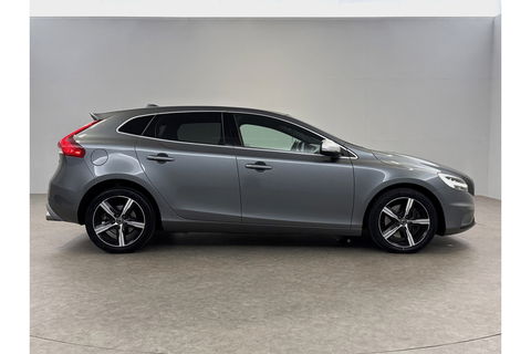 Volvo V40 1.5 T3 153PK Polar+ Sport Pano Harman/Kardon LED Camera Clima Cruise Navi PDC 17''LMV