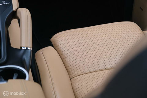 Porsche Cayenne 3.0 S E-Hybrid 416 pk | Sportchrono | Panorama | A-Z onderhouden | Zonneschermen | 20 inch | LED | Zeer mooi |