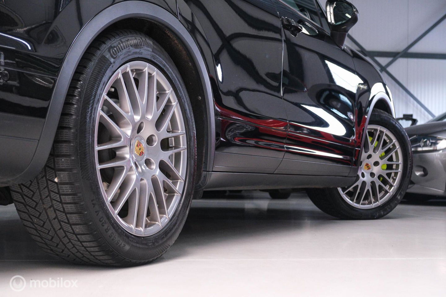Porsche Cayenne 3.0 S E-Hybrid 416 pk | Sportchrono | Panorama | A-Z onderhouden | Zonneschermen | 20 inch | LED | Zeer mooi |