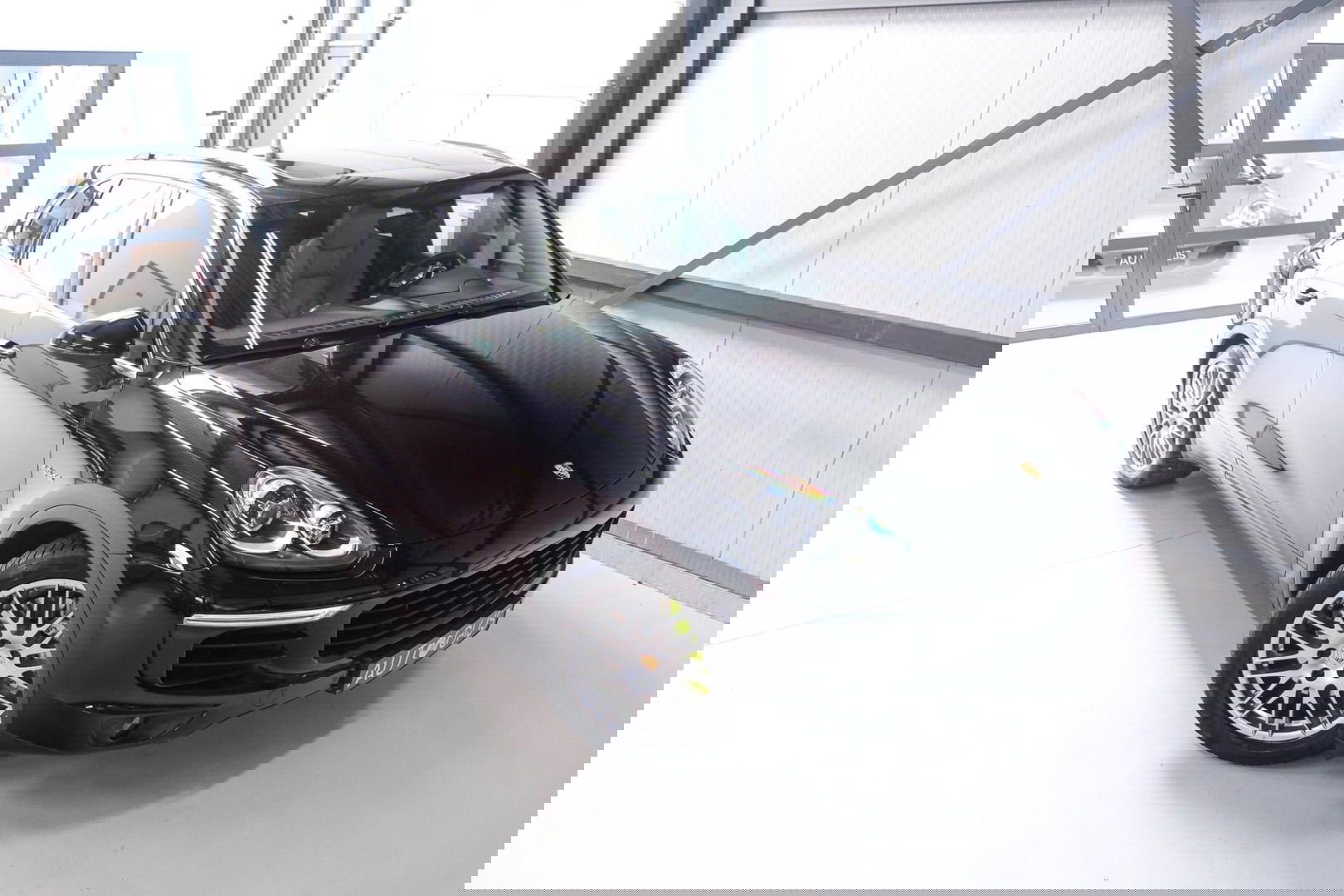 Porsche Cayenne 3.0 S E-Hybrid 416 pk | Sportchrono | Panorama | A-Z onderhouden | Zonneschermen | 20 inch | LED | Zeer mooi |