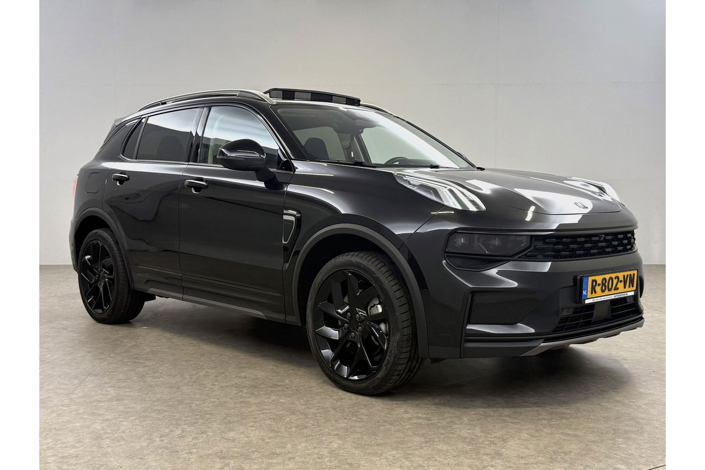 Lynk Co 01 1.5 Black Edition 262PK Pano LED Sfeer 360Camera Memory ACC Virtual Carplay Clima Navi 20"LMV