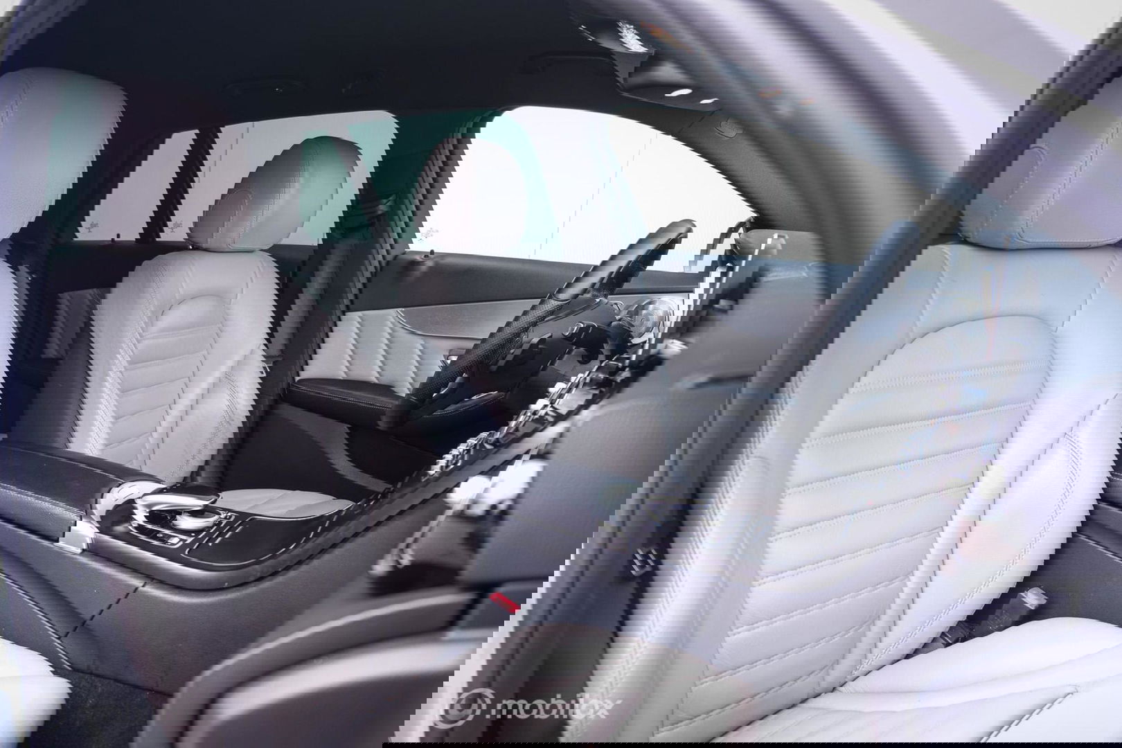 Mercedes-Benz C-Klasse Estate 350 e Lease Edition | luchtvering | 360 cam | led | NAP NL auto | rijklaar |