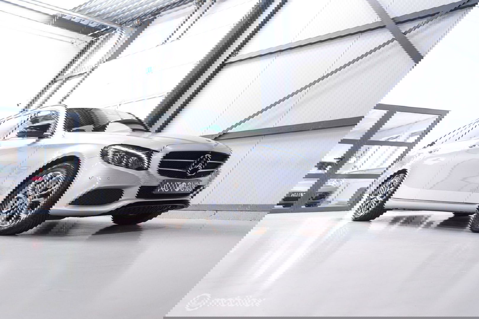 Mercedes-Benz C-Klasse Estate 350 e Lease Edition | luchtvering | 360 cam | led | NAP NL auto | rijklaar |