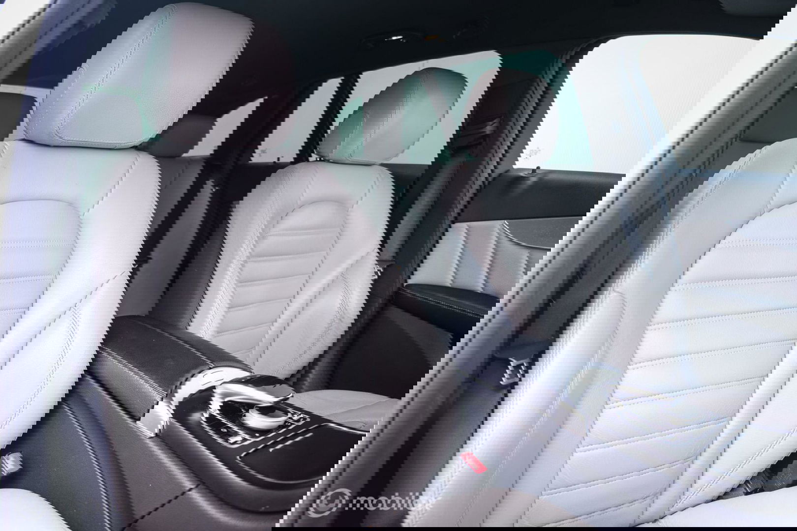 Mercedes-Benz C-Klasse Estate 350 e Lease Edition | luchtvering | 360 cam | led | NAP NL auto | rijklaar |