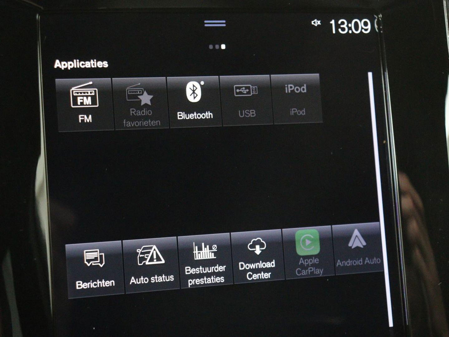 Volvo V60 2.0 T4 R-Design | Panoramadak | Stoelverwarming | Head-Up | Camera | Carplay | Half leder | Adaptive cruise | Navigatie | Memory | Full LED