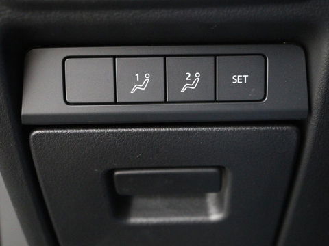 Mazda MX-30 e-SkyActiv 145 First Edition 36 kWh | Stoelverwarming | Head-Up | Camera | Carplay | Adaptive cruise | Memory | Full LED