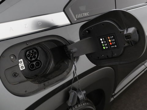 Mazda MX-30 e-SkyActiv 145 First Edition 36 kWh | Stoelverwarming | Head-Up | Camera | Carplay | Adaptive cruise | Memory | Full LED