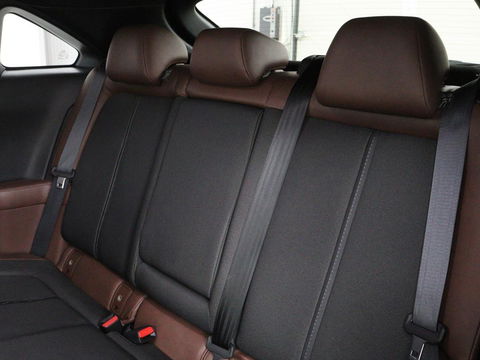 Mazda MX-30 e-SkyActiv 145 First Edition 36 kWh | Stoelverwarming | Head-Up | Camera | Carplay | Adaptive cruise | Memory | Full LED