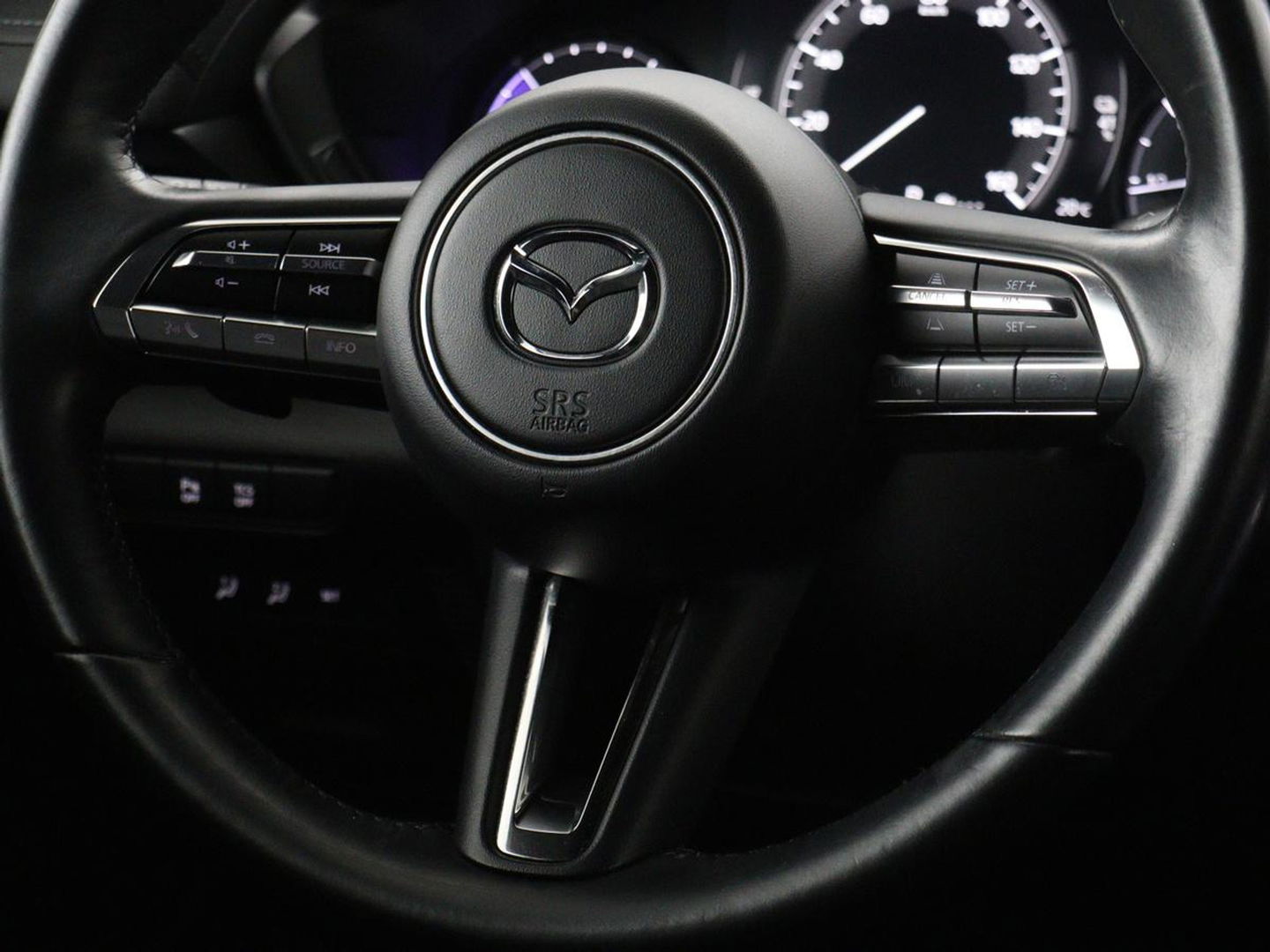 Mazda MX-30 e-SkyActiv 145 First Edition 36 kWh | Stoelverwarming | Head-Up | Camera | Carplay | Adaptive cruise | Memory | Full LED