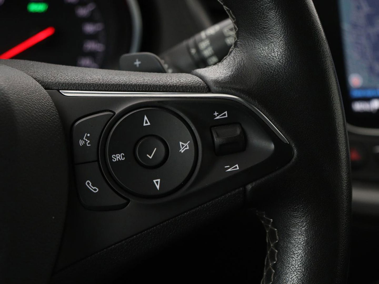 Opel Grandland X 1.6 Turbo Hybrid Elegance | Trekhaak | Stoelverwarming | Camera | Carplay | Climate control | Keyless | Navigatie | Full LED | PHEV