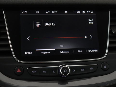 Opel Grandland X 1.6 Turbo Hybrid Elegance | Trekhaak | Stoelverwarming | Camera | Carplay | Climate control | Keyless | Navigatie | Full LED | PHEV