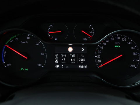 Opel Grandland X 1.6 Turbo Hybrid Elegance | Trekhaak | Stoelverwarming | Camera | Carplay | Climate control | Keyless | Navigatie | Full LED | PHEV