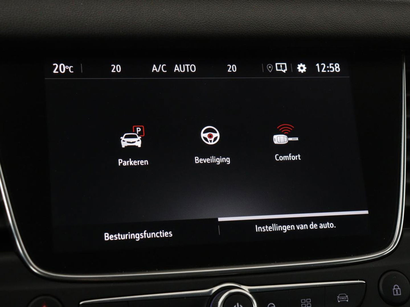 Opel Grandland X 1.6 Turbo Hybrid Elegance | Trekhaak | Stoelverwarming | Camera | Carplay | Climate control | Keyless | Navigatie | Full LED | PHEV
