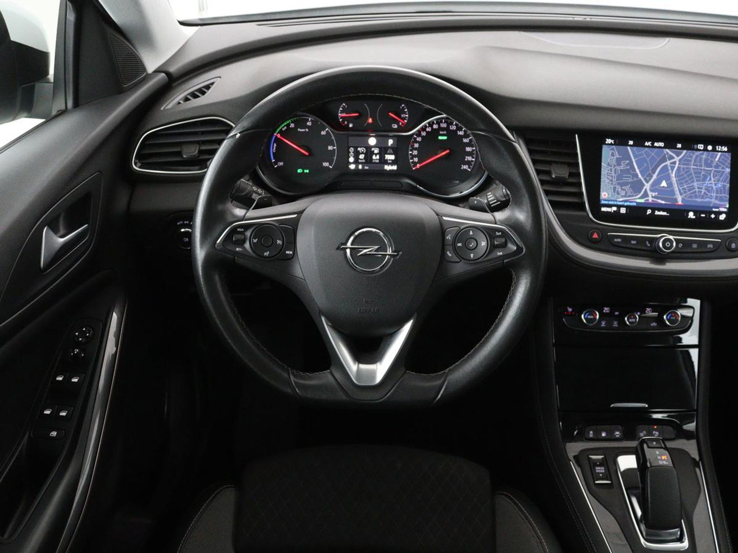 Opel Grandland X 1.6 Turbo Hybrid Elegance | Trekhaak | Stoelverwarming | Camera | Carplay | Climate control | Keyless | Navigatie | Full LED | PHEV
