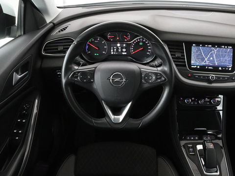Opel Grandland X 1.6 Turbo Hybrid Elegance | Trekhaak | Stoelverwarming | Camera | Carplay | Climate control | Keyless | Navigatie | Full LED | PHEV