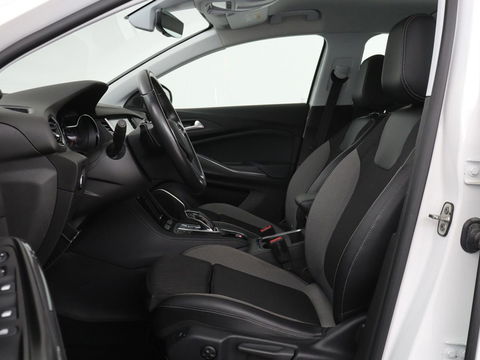 Opel Grandland X 1.6 Turbo Hybrid Elegance | Trekhaak | Stoelverwarming | Camera | Carplay | Climate control | Keyless | Navigatie | Full LED | PHEV