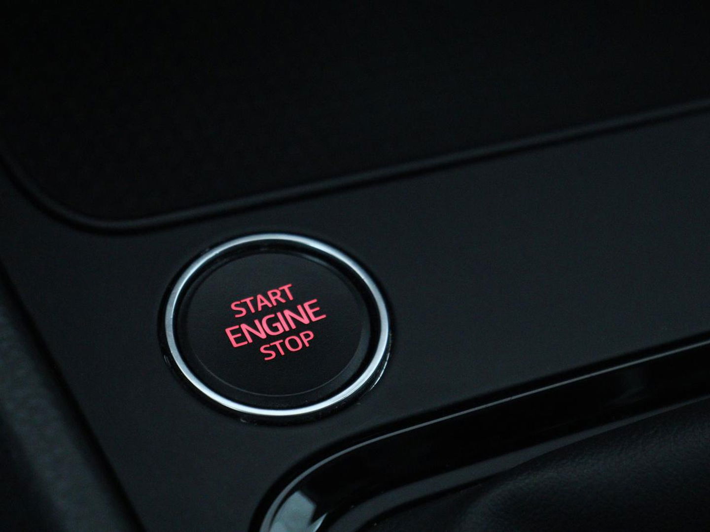 SEAT Ateca 1.0 TSI Reference | Carplay | Full LED | Climate control | Parkeerhulp | Cruise control | DAB | Bluetooth