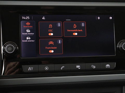 SEAT Ateca 1.0 TSI Reference | Carplay | Full LED | Climate control | Parkeerhulp | Cruise control | DAB | Bluetooth