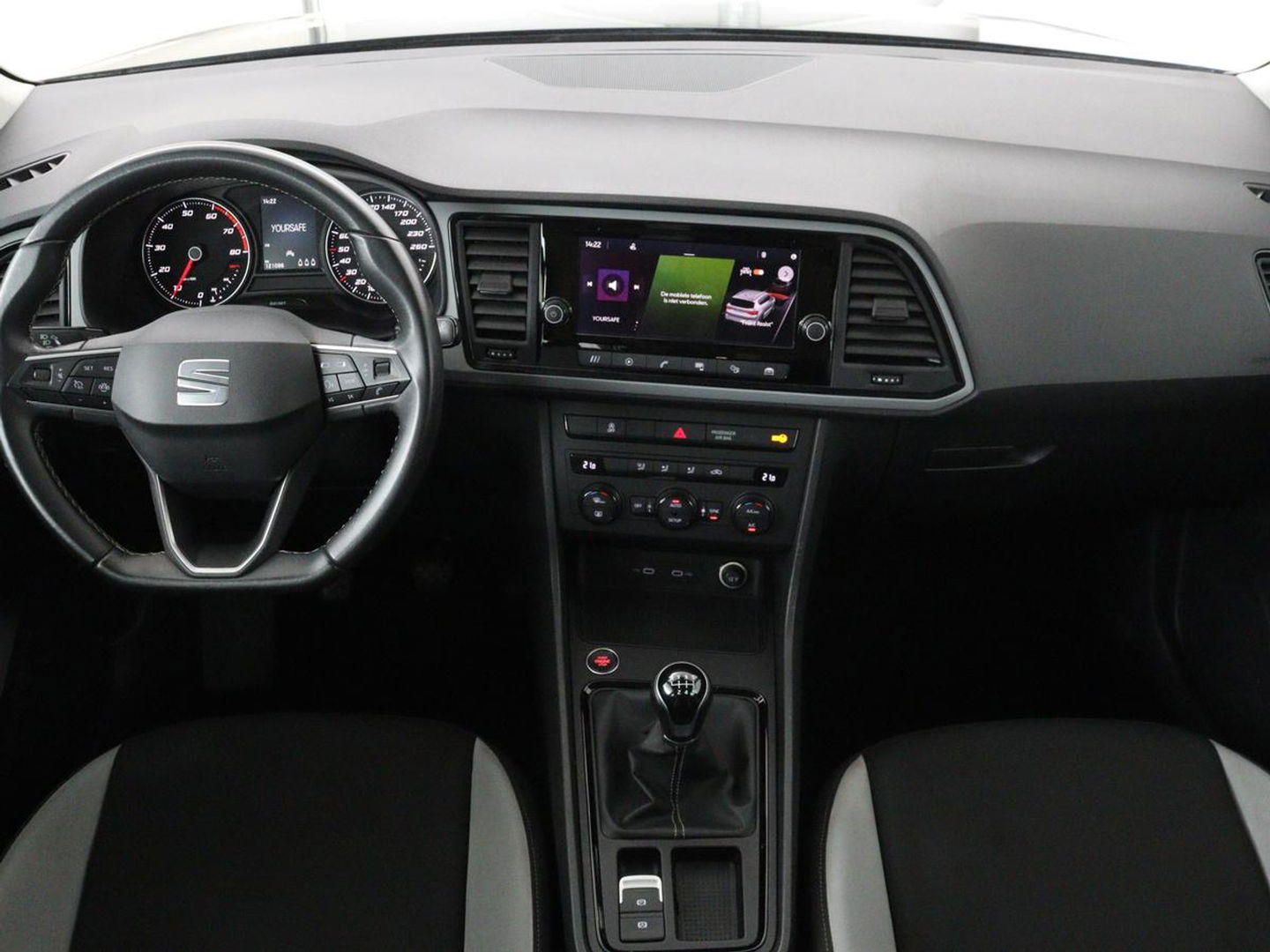 SEAT Ateca 1.0 TSI Reference | Carplay | Full LED | Climate control | Parkeerhulp | Cruise control | DAB | Bluetooth